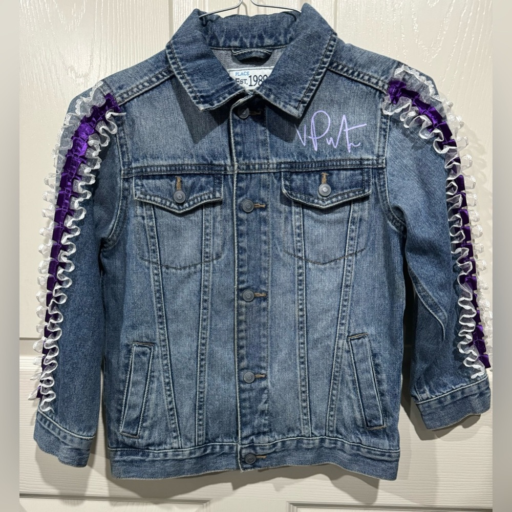 ❗️1 of 1 ❗️custom made jean jacket girls size
